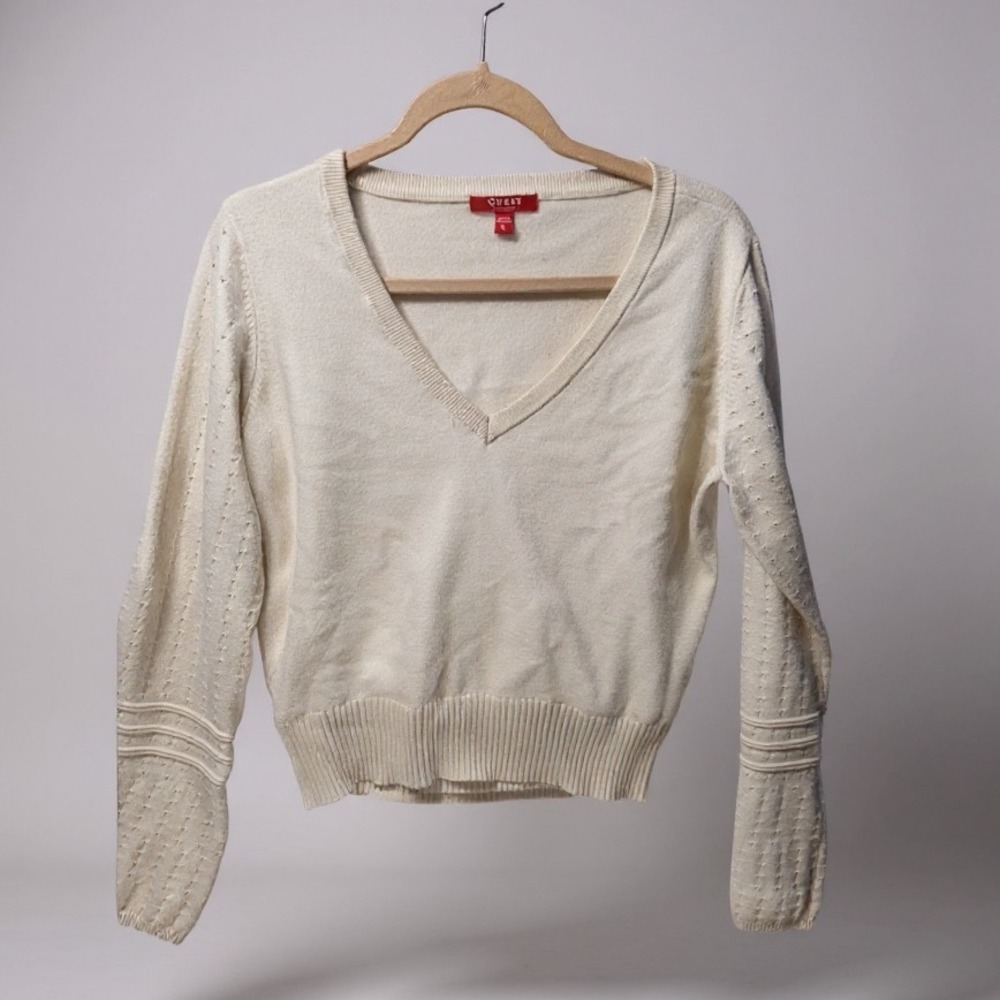 GUESS Women's White V Neck Long Sleeve Textured Detail Sweater XL